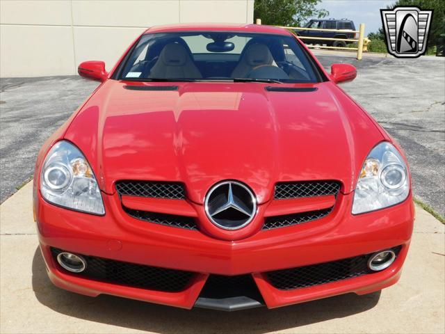 used 2009 Mercedes-Benz SLK-Class car, priced at $32,000