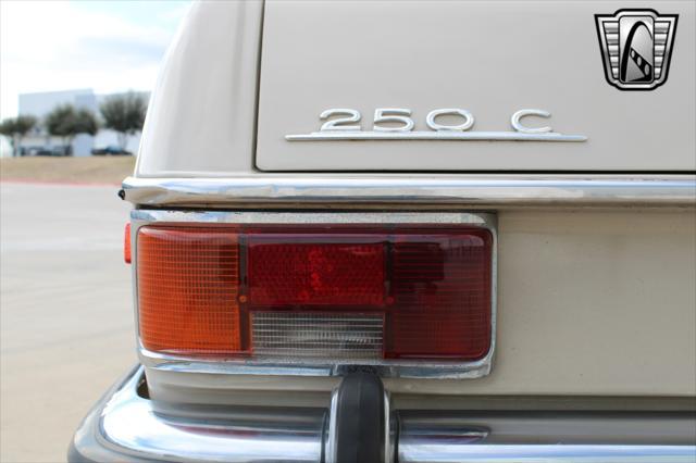 used 1971 Mercedes-Benz 250C car, priced at $14,500