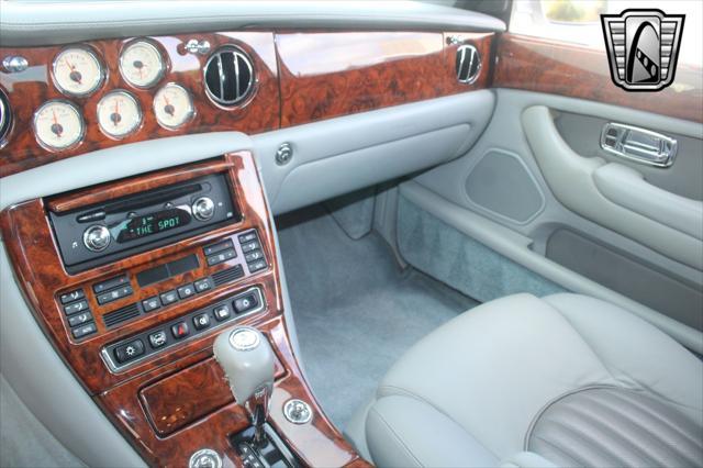 used 2002 Bentley Arnage car, priced at $46,000