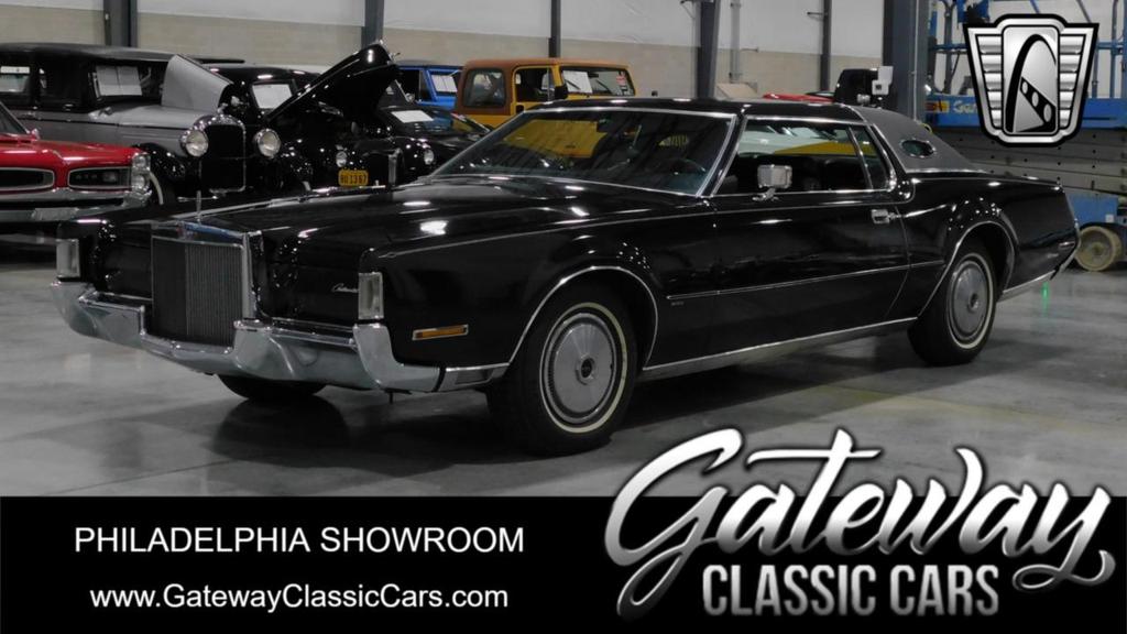 used 1972 Lincoln Continental car, priced at $15,500