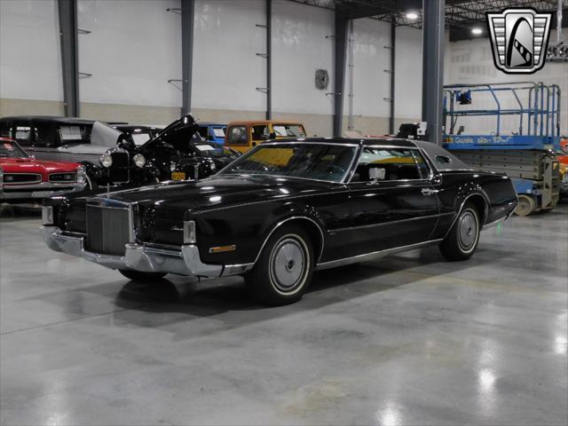 used 1972 Lincoln Continental car, priced at $19,000