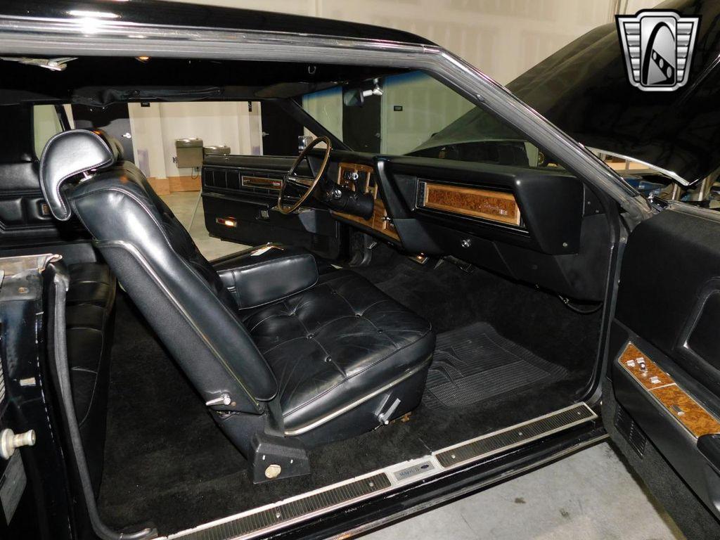 used 1972 Lincoln Continental car, priced at $15,500
