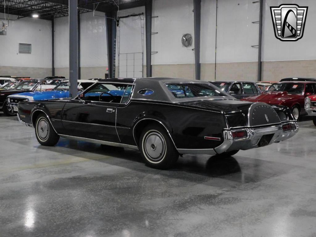 used 1972 Lincoln Continental car, priced at $15,500