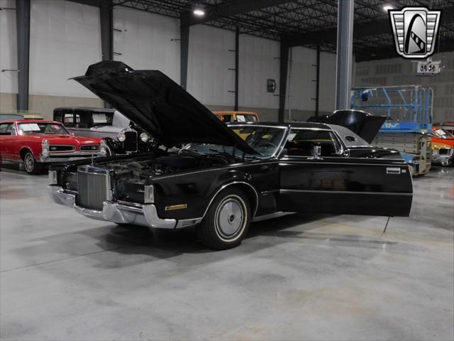 used 1972 Lincoln Continental car, priced at $19,000