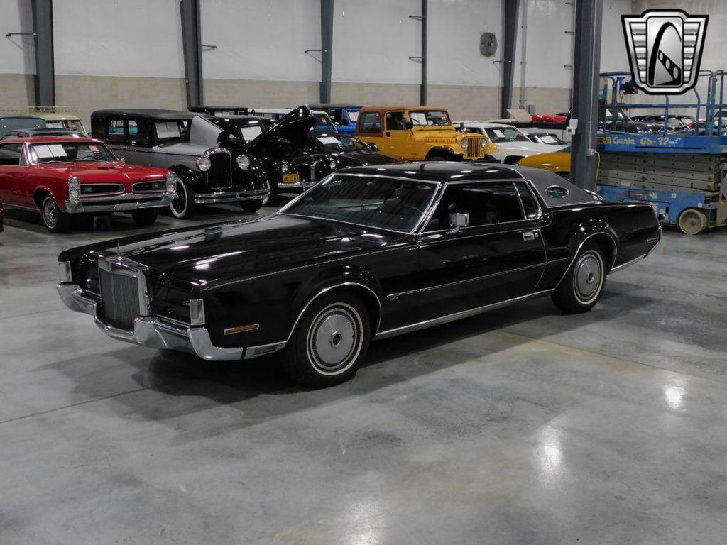 used 1972 Lincoln Continental car, priced at $15,500