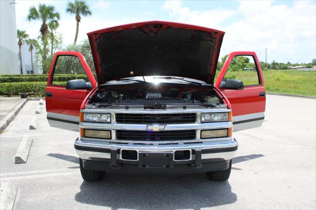 used 1995 Chevrolet Tahoe car, priced at $20,000