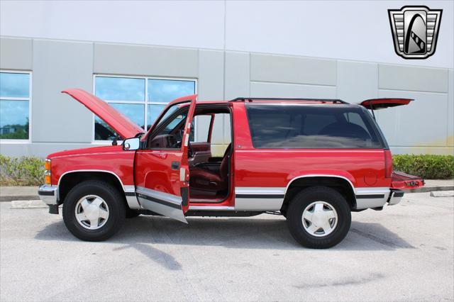 used 1995 Chevrolet Tahoe car, priced at $20,000