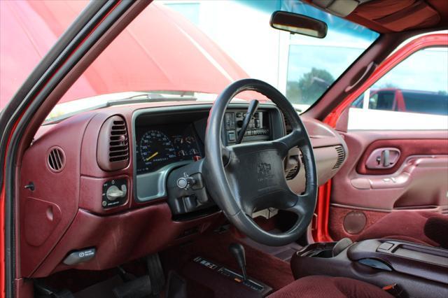 used 1995 Chevrolet Tahoe car, priced at $20,000