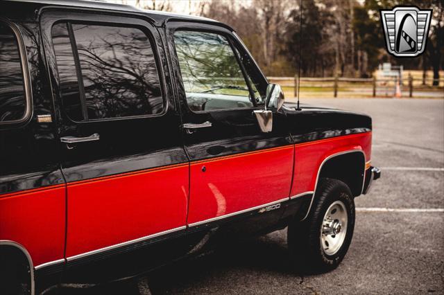 used 1991 Chevrolet Suburban car, priced at $53,000