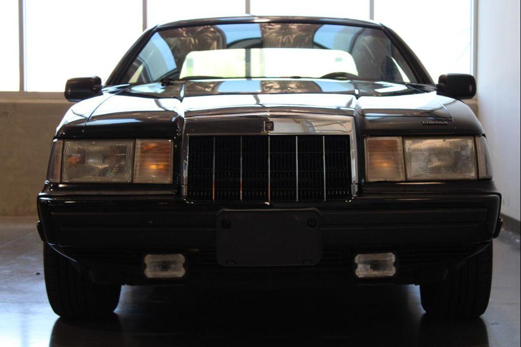 used 1991 Lincoln Continental car, priced at $15,500
