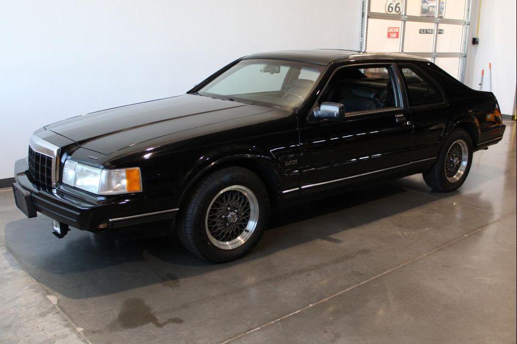 used 1991 Lincoln Continental car, priced at $15,500