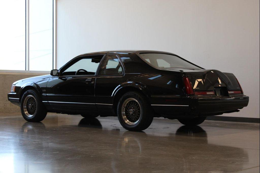used 1991 Lincoln Continental car, priced at $15,500