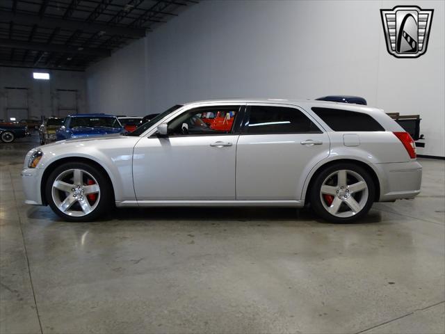 used 2006 Dodge Magnum car, priced at $32,000