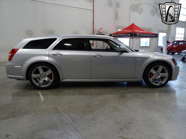 used 2006 Dodge Magnum car, priced at $32,000