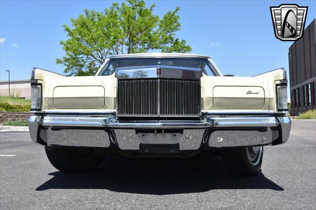 used 1970 Lincoln Continental car, priced at $16,500