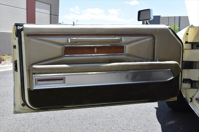 used 1970 Lincoln Continental car, priced at $16,500