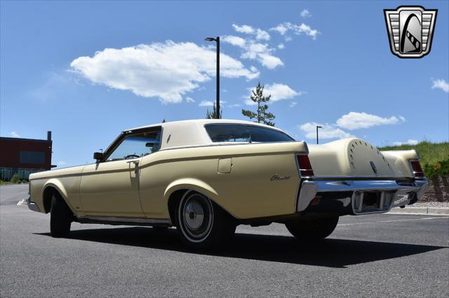 used 1970 Lincoln Continental car, priced at $16,500