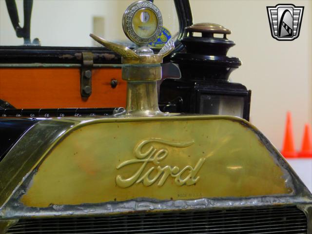 used 1914 Ford Model T car, priced at $25,000