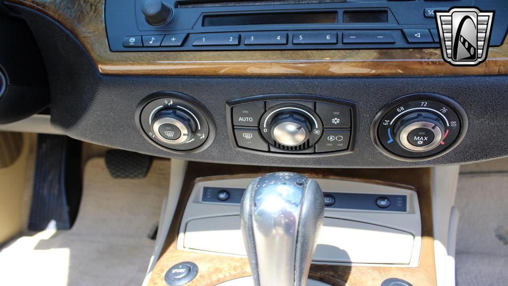 used 2007 BMW Z4 car, priced at $14,500