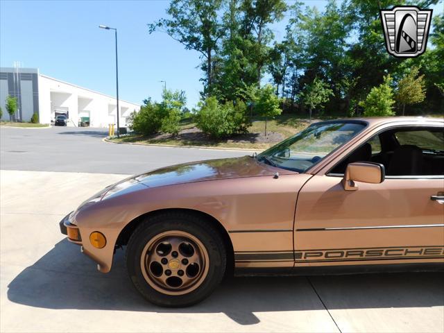 used 1988 Porsche 924 car, priced at $15,500