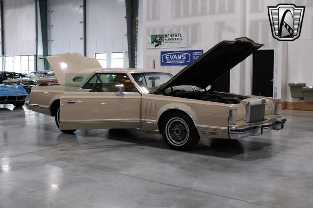 used 1978 Lincoln Continental car, priced at $17,000