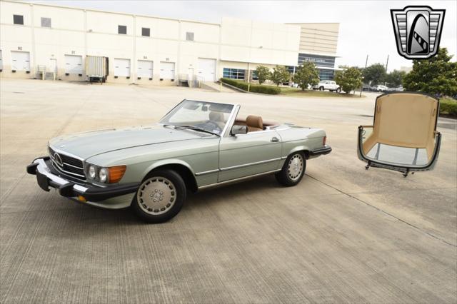 used 1988 Mercedes-Benz 560SL car, priced at $19,500