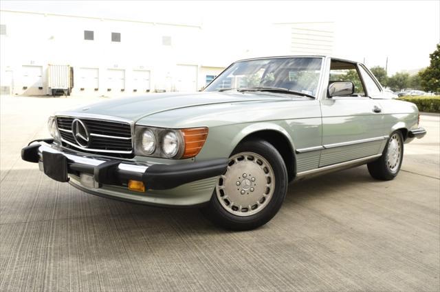 used 1988 Mercedes-Benz 560SL car, priced at $19,500