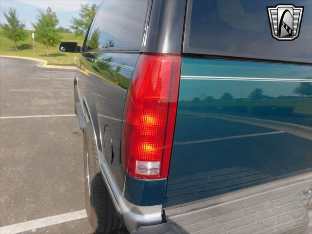 used 1996 Chevrolet Tahoe car, priced at $19,000