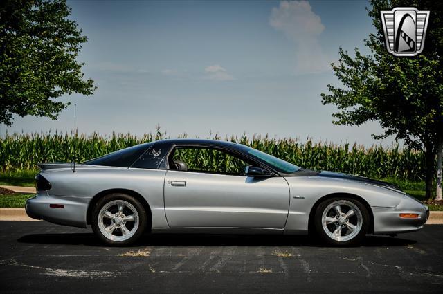 used 1995 Pontiac Firebird car, priced at $13,000