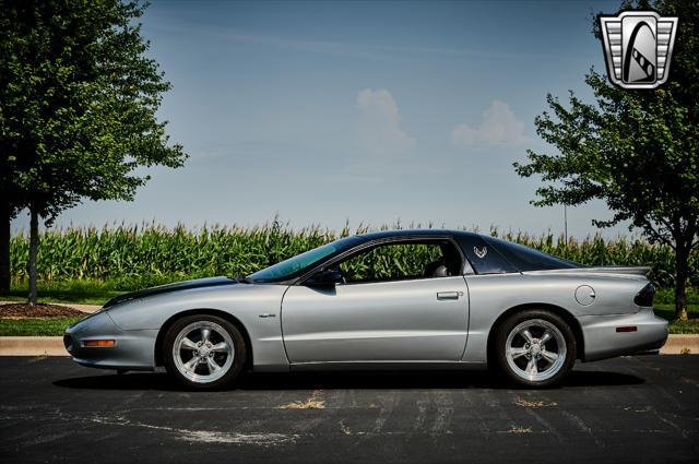 used 1995 Pontiac Firebird car, priced at $13,000