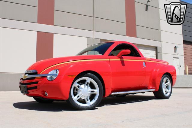 used 2004 Chevrolet SSR car, priced at $28,000