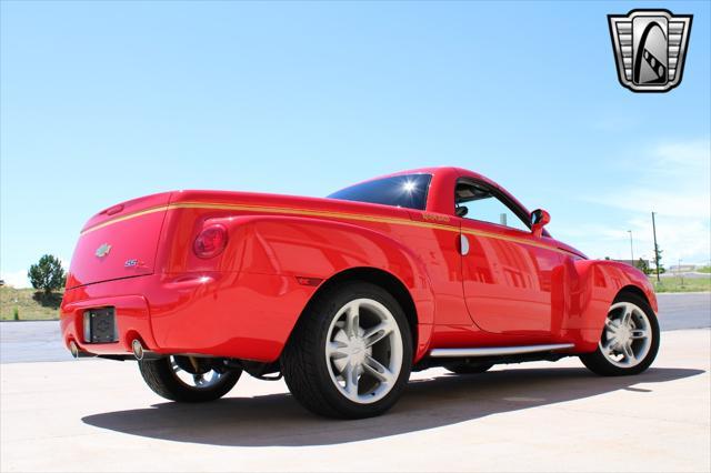 used 2004 Chevrolet SSR car, priced at $28,000