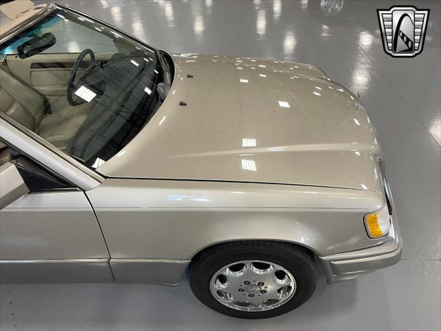 used 1994 Mercedes-Benz E-Class car, priced at $17,000