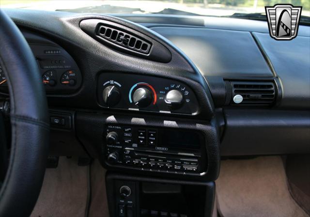 used 1995 Chevrolet Camaro car, priced at $14,500