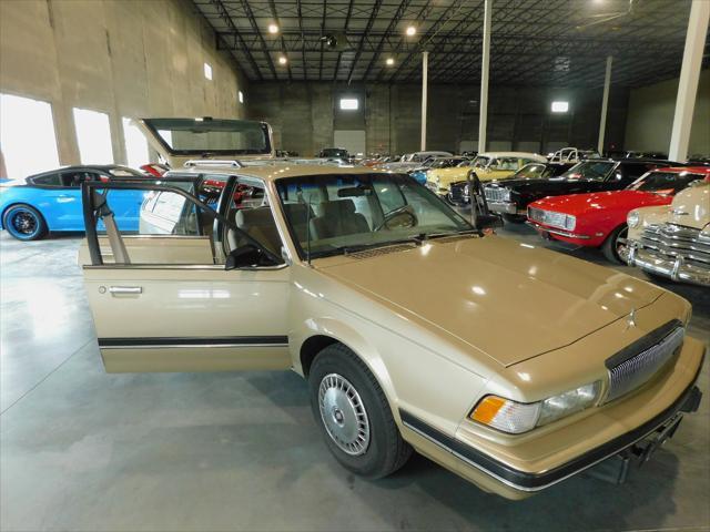 used 1995 Buick Century car, priced at $8,500