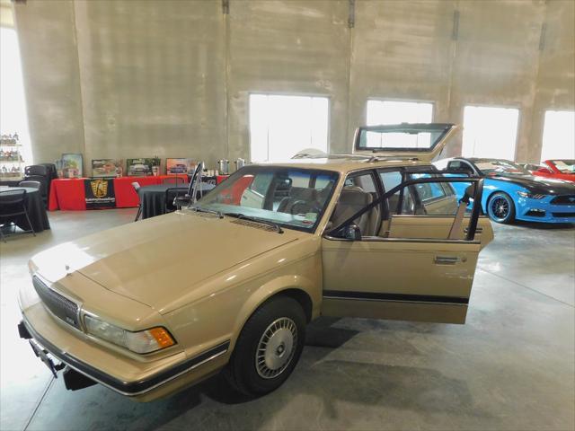 used 1995 Buick Century car, priced at $8,500