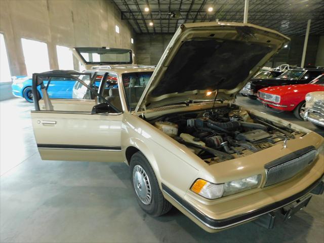 used 1995 Buick Century car, priced at $8,500