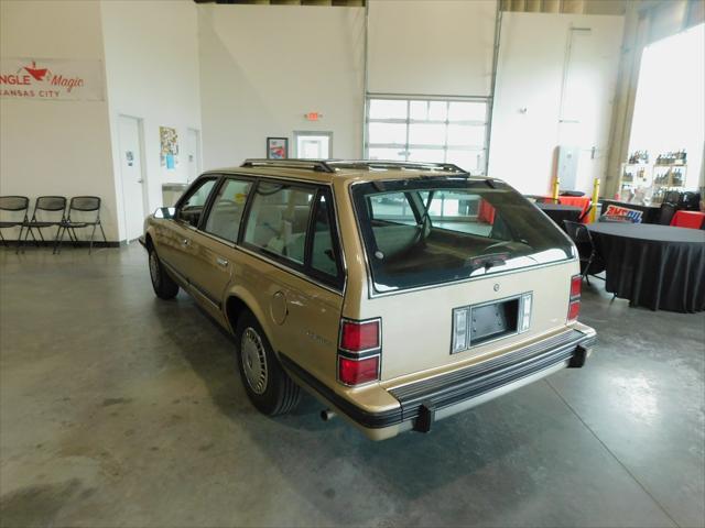 used 1995 Buick Century car, priced at $8,500