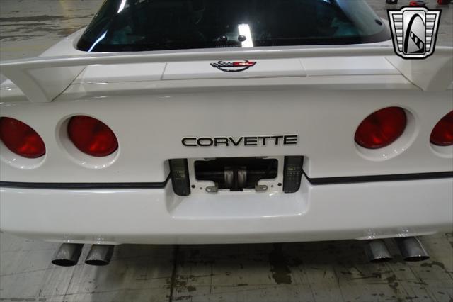 used 1986 Chevrolet Corvette car, priced at $16,500