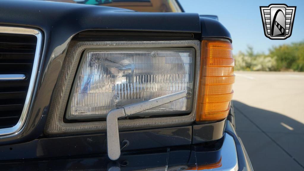 used 1986 Mercedes-Benz S-Class car, priced at $20,000