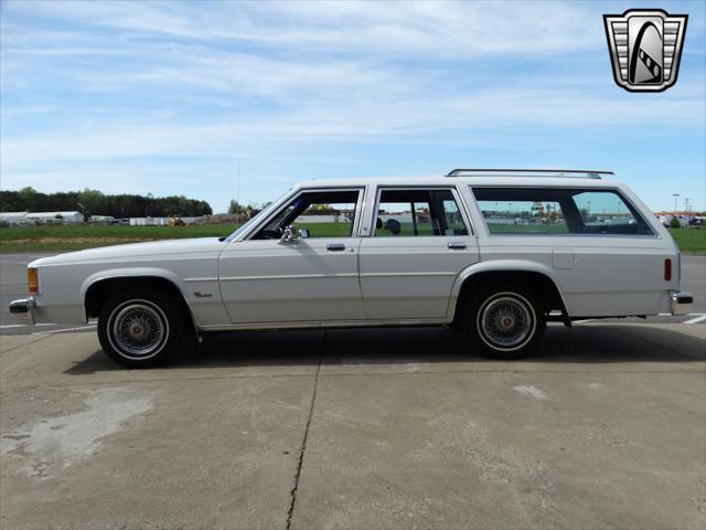 used 1985 Ford Crown Victoria car, priced at $19,000