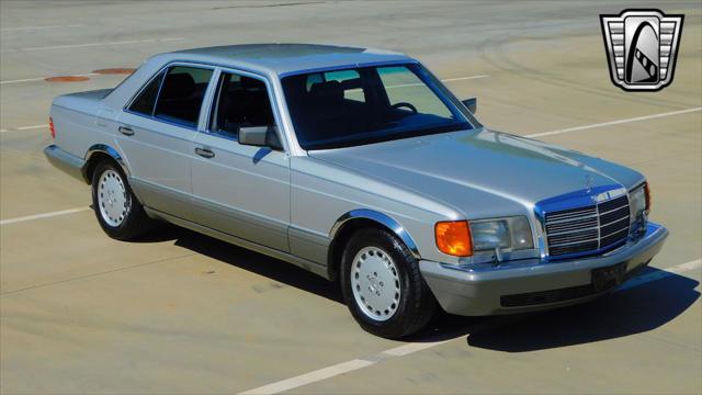 used 1990 Mercedes-Benz 300SE car, priced at $24,000
