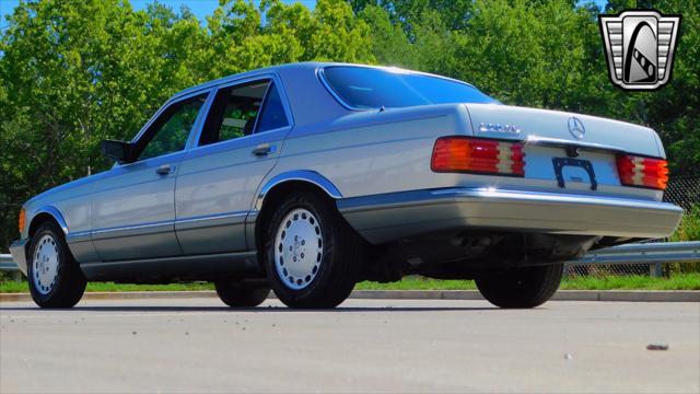 used 1990 Mercedes-Benz 300SE car, priced at $24,000