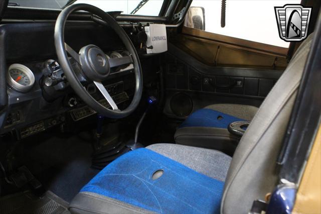 used 1995 Jeep Wrangler car, priced at $31,000