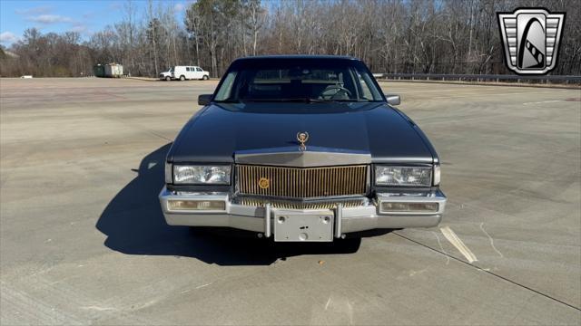 used 1989 Cadillac Fleetwood car, priced at $13,000