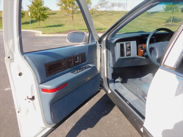 used 1995 Cadillac Fleetwood car, priced at $29,000