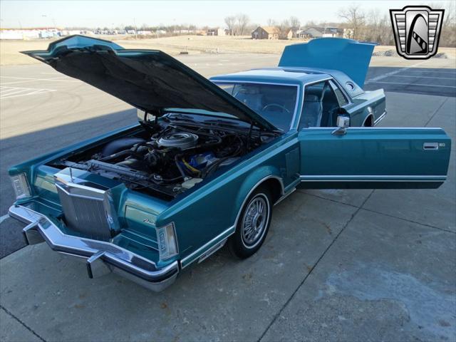 used 1979 Lincoln Continental car, priced at $25,000