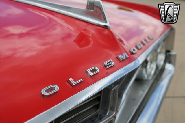 used 1962 Oldsmobile Starfire car, priced at $25,000