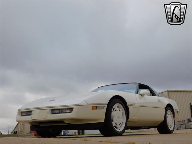 used 1988 Chevrolet Corvette car, priced at $28,000