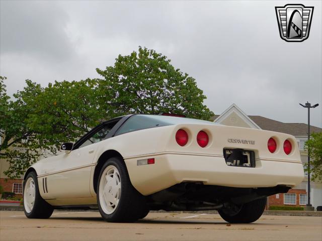 used 1988 Chevrolet Corvette car, priced at $28,000